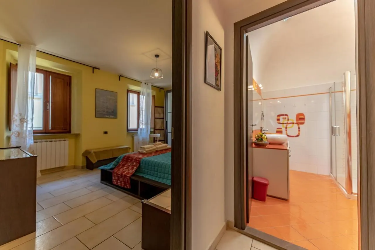 Terrazza Dei Sarti Central Volterra Penthouse 6 Beds & More Apartment