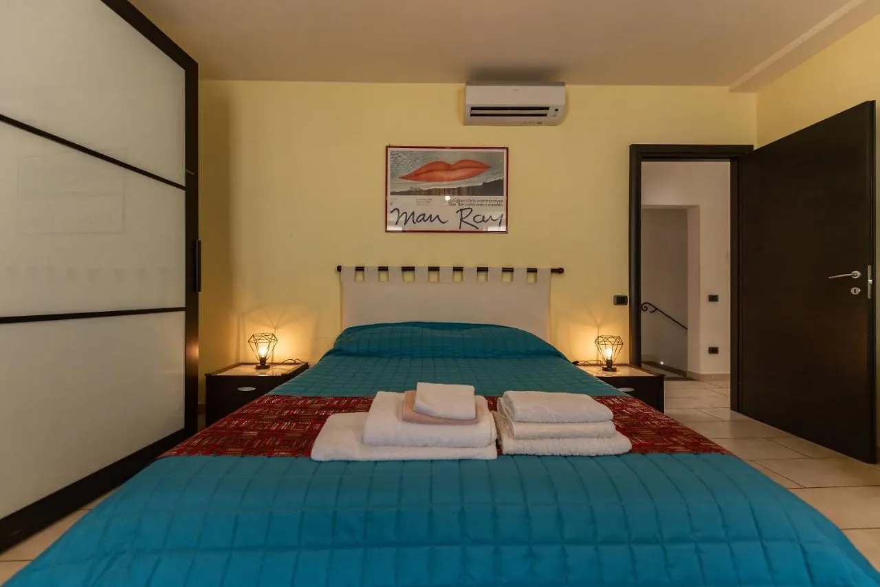 Terrazza Dei Sarti Central Volterra Penthouse 6 Beds & More Apartment Italy