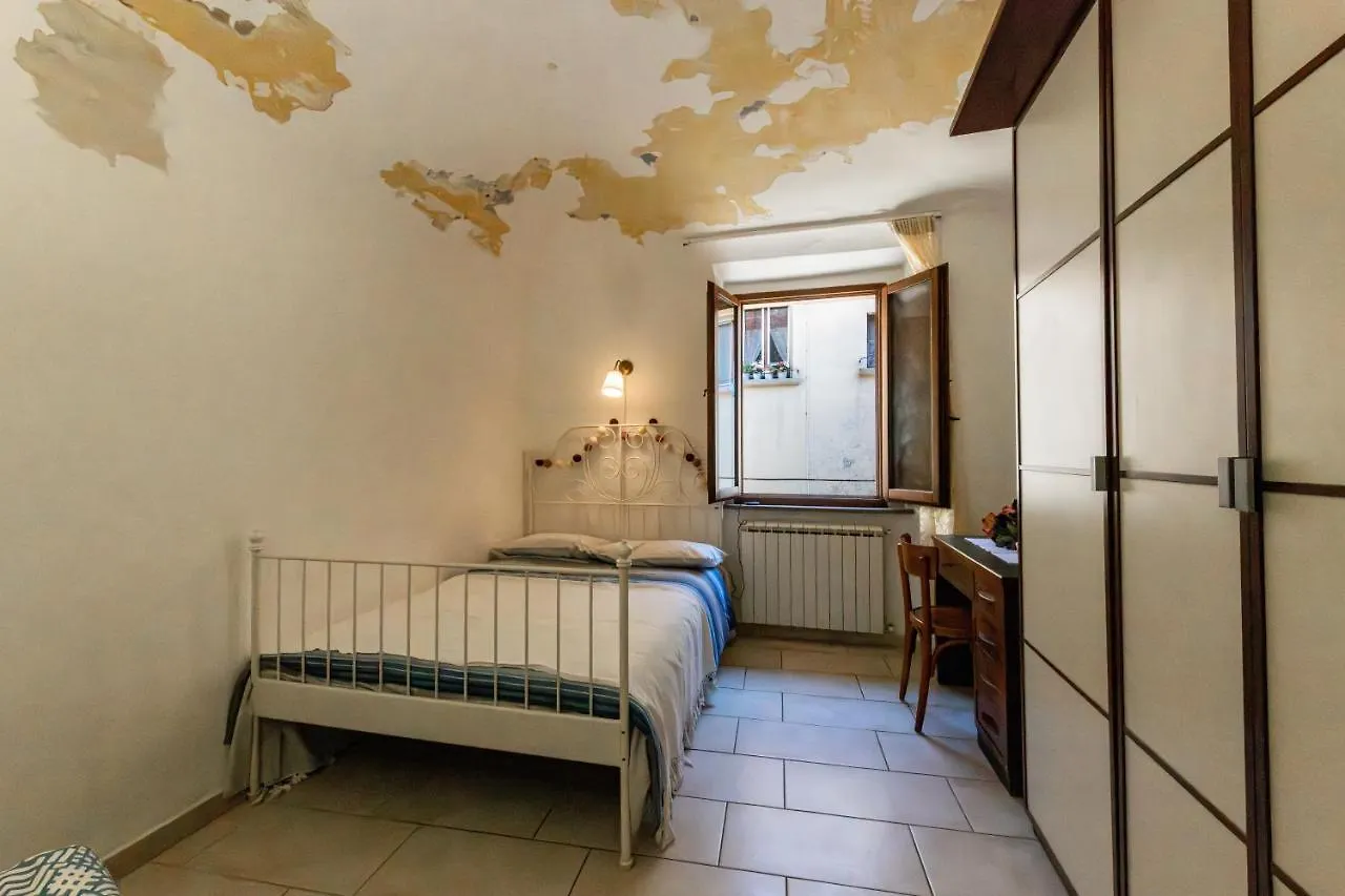 Terrazza Dei Sarti Central Volterra Penthouse 6 Beds & More Apartment