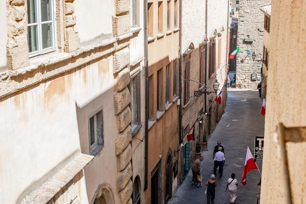 Terrazza Dei Sarti Central Volterra Penthouse 6 Beds & More Apartment Italy